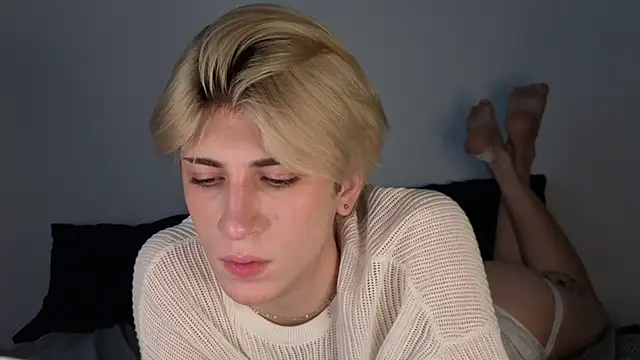 Oliver_star_boy_ Шоу с уебкамера