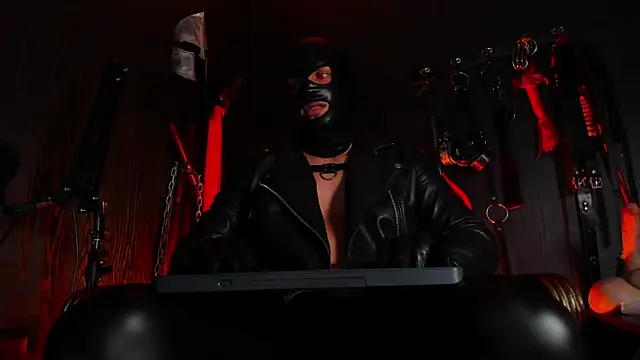 Chatroom XXX en direct de Master_Connor_BDSM