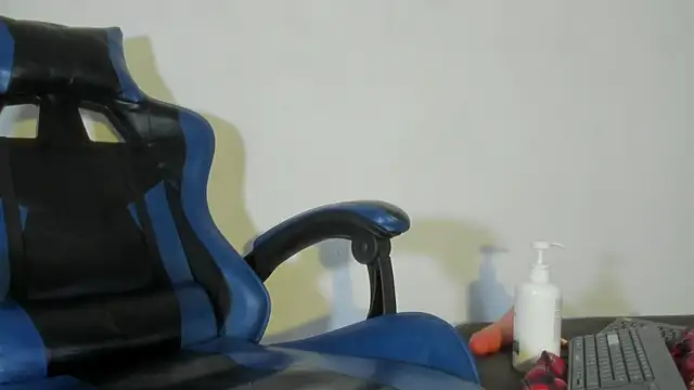 Chat XXX ao vivo de Maximiliano_Young