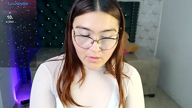 Chat +18 de conniejames_m ao vivo