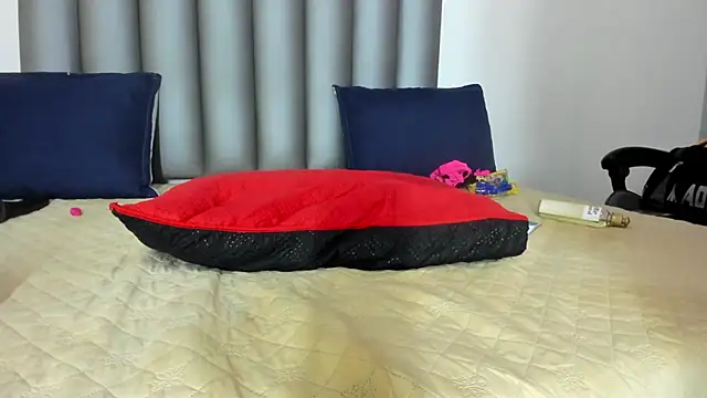 Alisha_EbonyyのライブXXXチャット