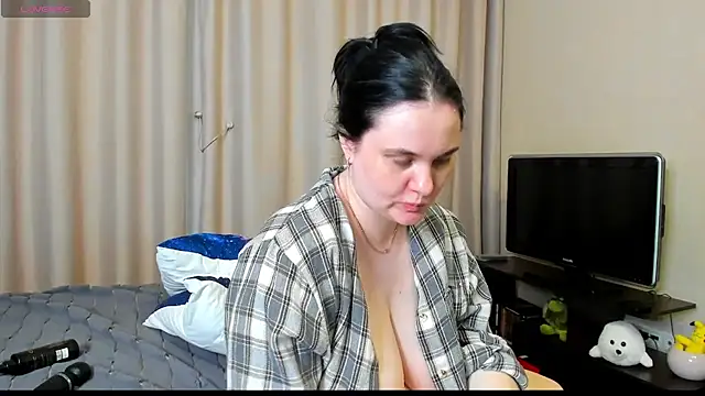 AlanaBrox's Live XXX Chat