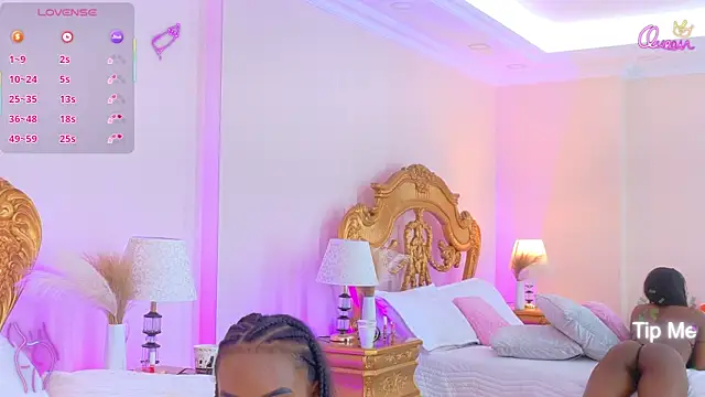 XXX chat uživo modela AshleyFerri