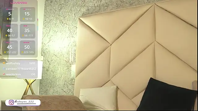alison222_'s Live XXX Chat