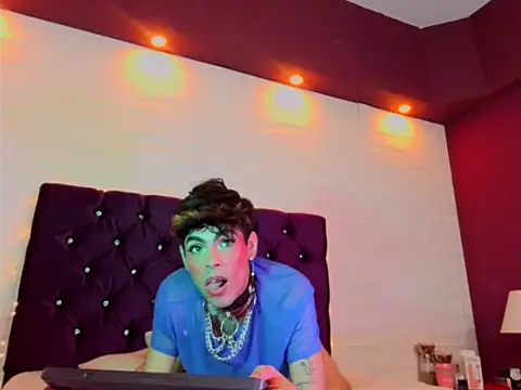 Nicolass_23 Live XXX-chat