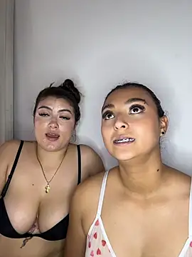 Chat +18 de nicolexxaleja ao vivo