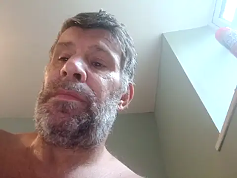 XXX chat uživo modela stud2512