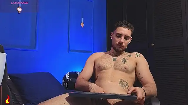Chat XXX en directo de Kiing_001