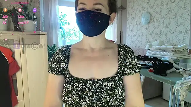 MilfeaN élő XXX-chatje