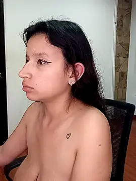 Chat XXX en directo de victorialuxe_