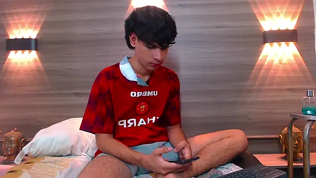 Chat +18 de Kevin_Brooks1 ao vivo