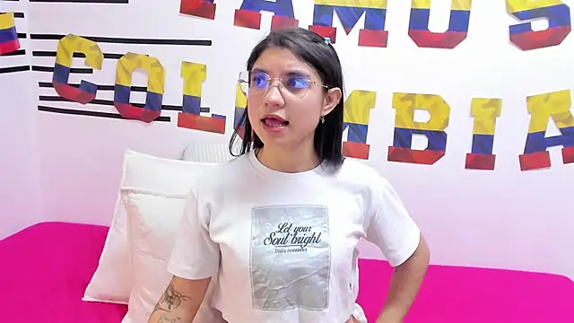 LindaCatalina_'s Live XXX Chat