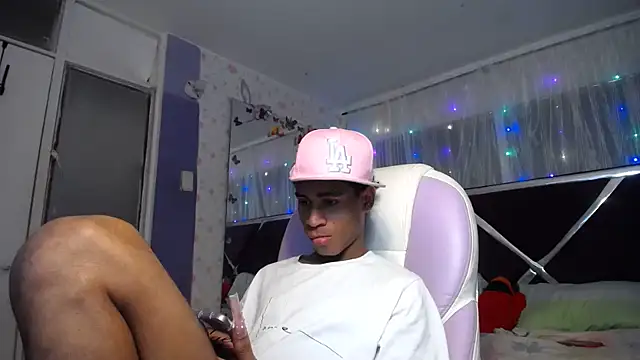 Show de Santy_bigcock_01 na webcam