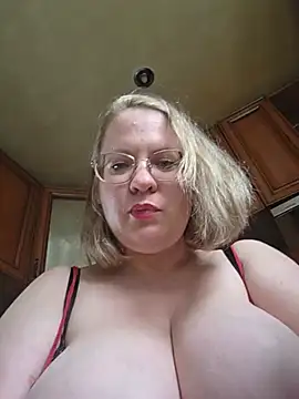 Chat XXX Live BustyLanaX