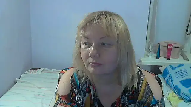 Lusi-777 Chat XXX live