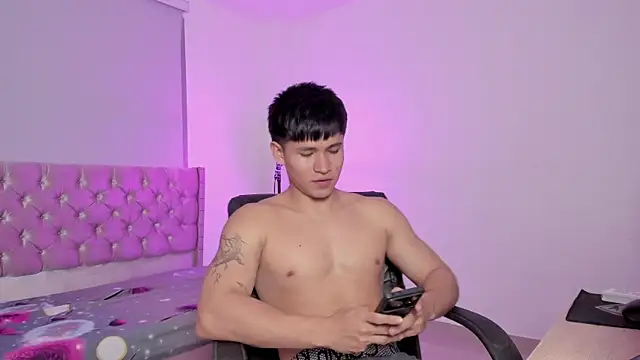 ryo_kush_'s Live XXX Chat
