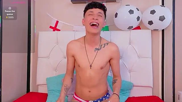 Axel__Evans 现场XXX聊天