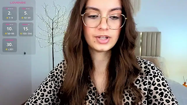 Real_cutie1's Live XXX Chat