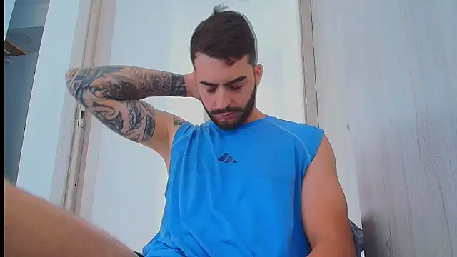 thomas_gun – Naživo XXX chat