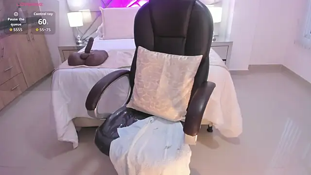 Shantaall_'s Live XXX Chat
