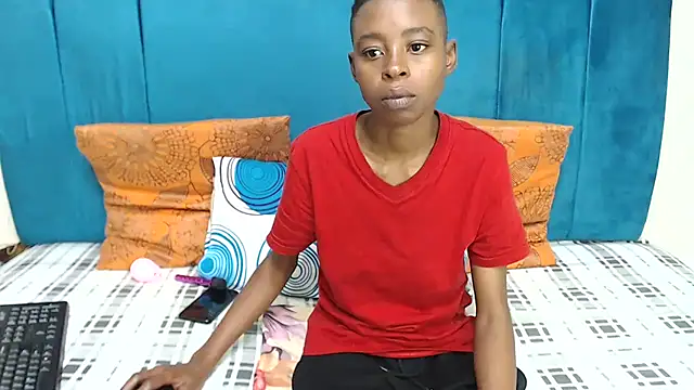 SweetSlenderChoc Chat XXX live