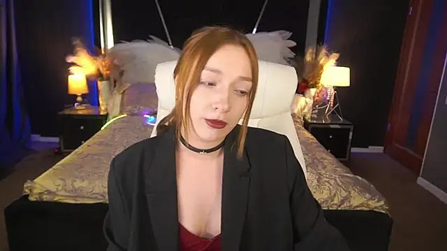 LizzaMoonn 现场XXX聊天