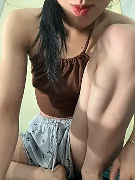 tieuthu-caophim's Live XXX Chat