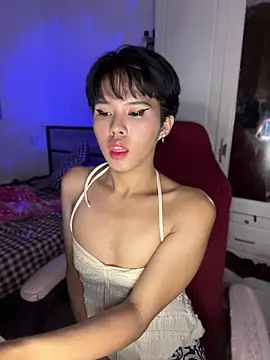 Živý XXX chat Plaxxxtique
