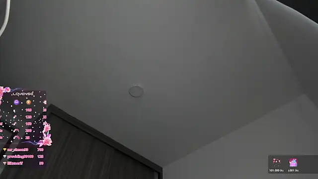 Chat XXX en directo de laura-hills18