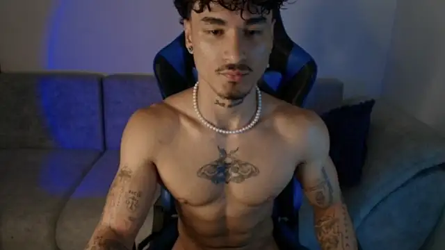 Chat +18 de Thomas_Fit1 ao vivo