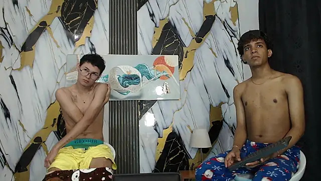 VERY_HOT_GUYS Chat XXX live
