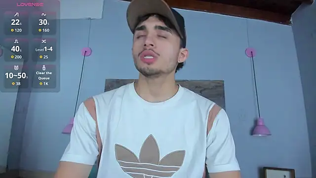 James-06 Live XXX-chat