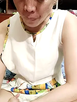 QueenSoreal's Live XXX Chat