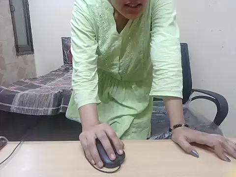 Chat XXX en directo de akeera78
