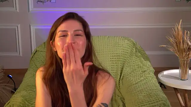 Czat XXX na żywo – Sarah_rude