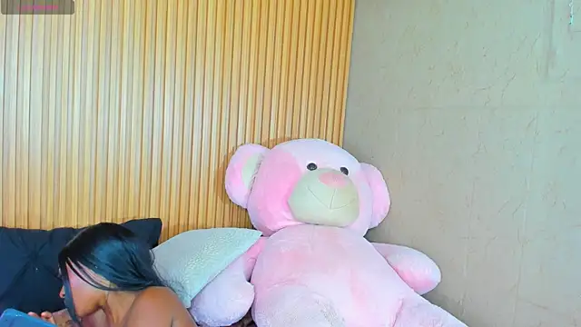 AlexiaAbbey 即時 XXX 聊天