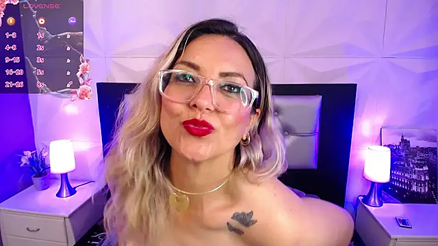 Azaahara_'s Live XXX Chat