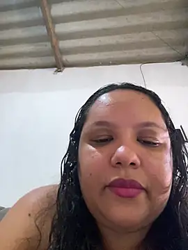 Bigostosa's Live XXX Chat
