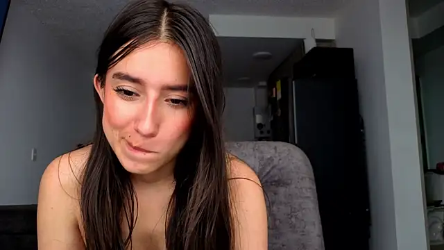 دردشة Adhara_Kitten الجنسية المباشرة