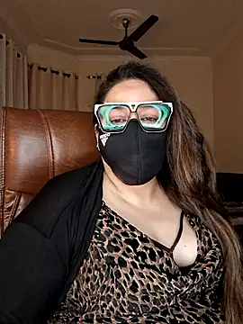 SEXY-Sardarni Live XXX-Chat