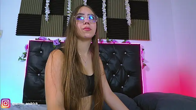 Živý XXX chat _Annie_Andrick_