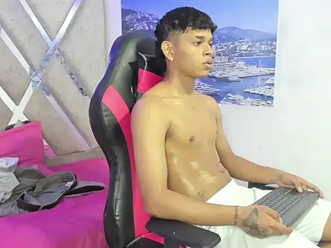 Онлайн чат XXX nova_mitchell7