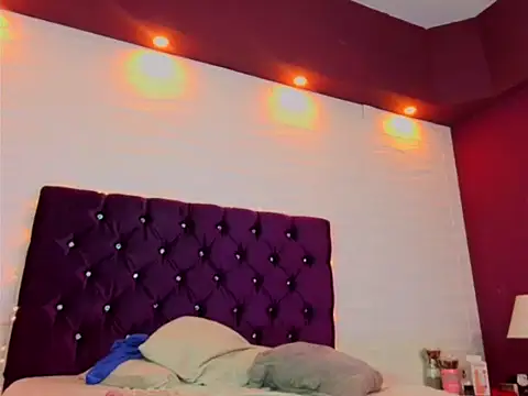 Nicolass_23's Live XXX Chat