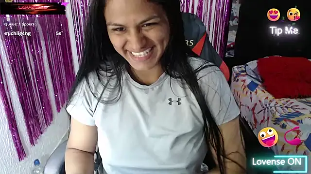 SweetAlmaa Live XXX-Chat