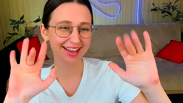 YourLovellyStory: онлайн-секс-чат
