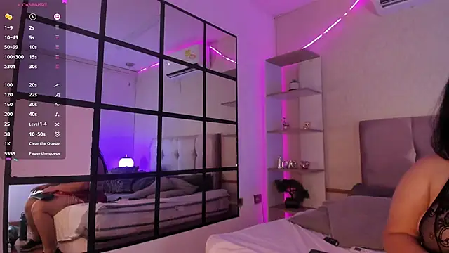 Nyra_Moon Chat XXX in diretta