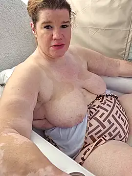 curvystachel42: онлайн-секс-чат