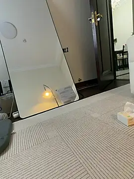Chat +18 de Xiaozuzongo1 ao vivo