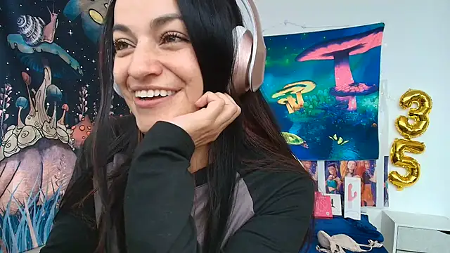 LovelyAzucena's Live XXX Chat