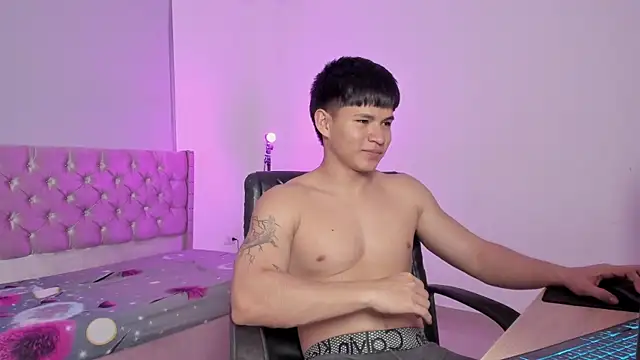 ryo_kush_'s Live XXX Chat